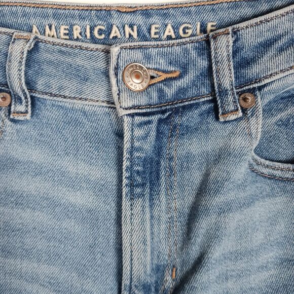 American Eagle Mom Jeans Women's Size 4 Distressed High-Rise Stretch Light Wash - Picture 8 of 16
